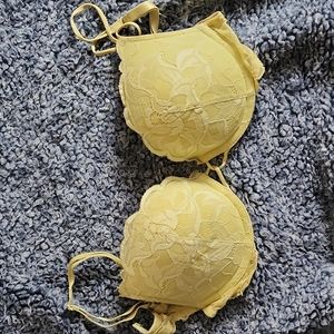 Victoria Secret Push Up Bra
